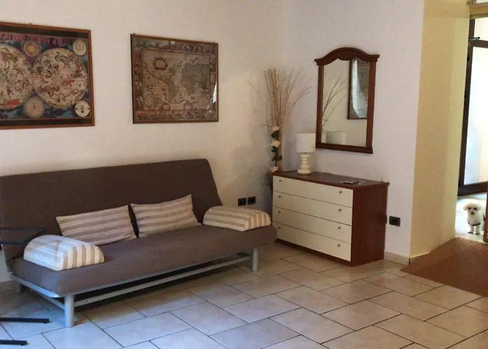 Kindly Roberta Centro Storico Peschiera,Lago Relax